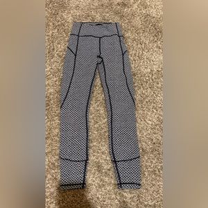 Size 4 Lululemon leggings